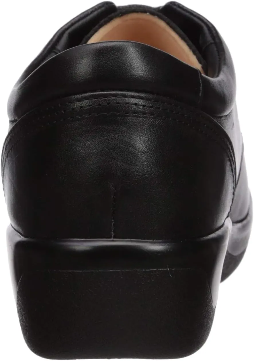 Apex Women's Conform Classic Oxford Sneaker