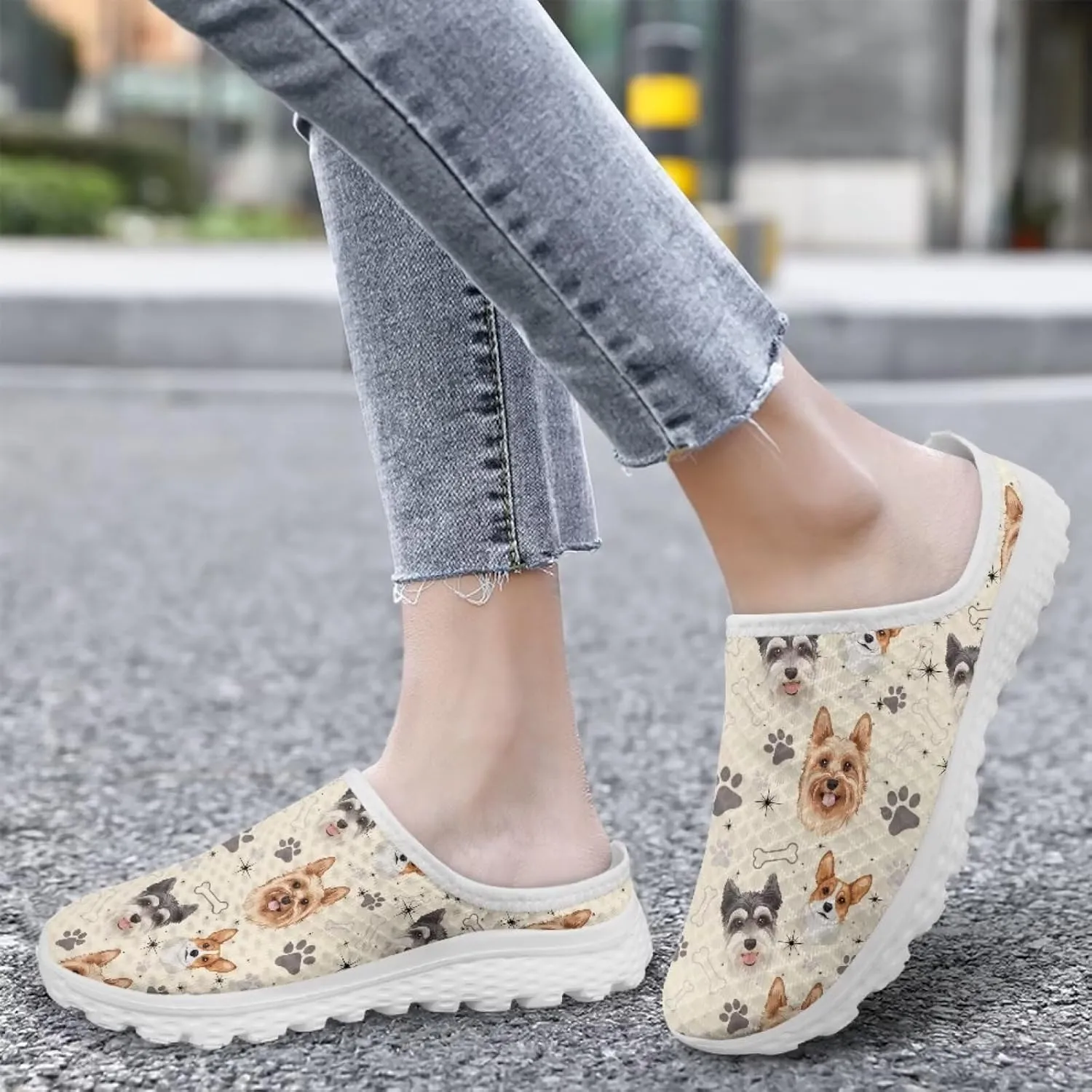 Dog Print Womens Mules Slip on Sneaker Round Toe Classic Garden Clogs Low Top Loafers Tennis Shoes