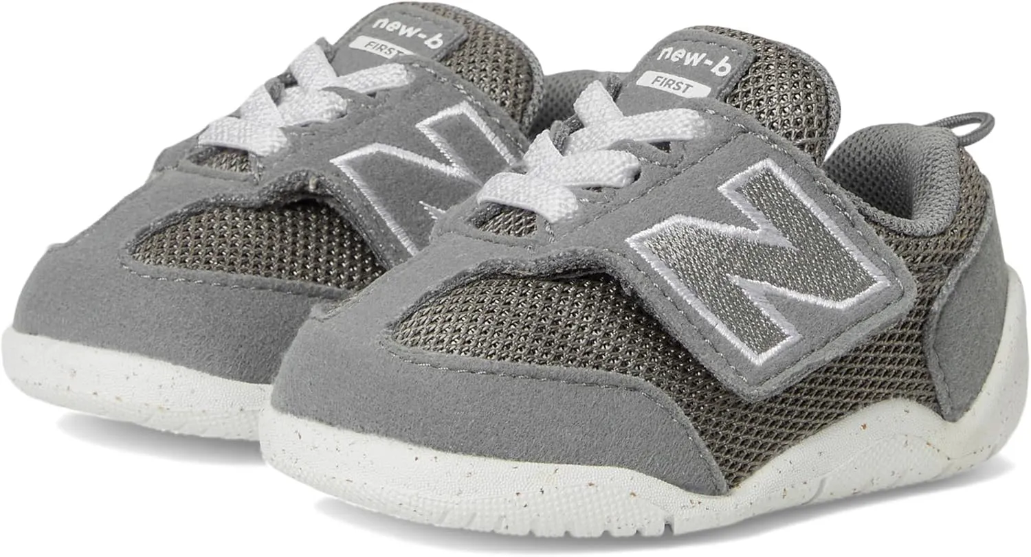 New Balance Baby-Boy's New-b First V1 Sneaker