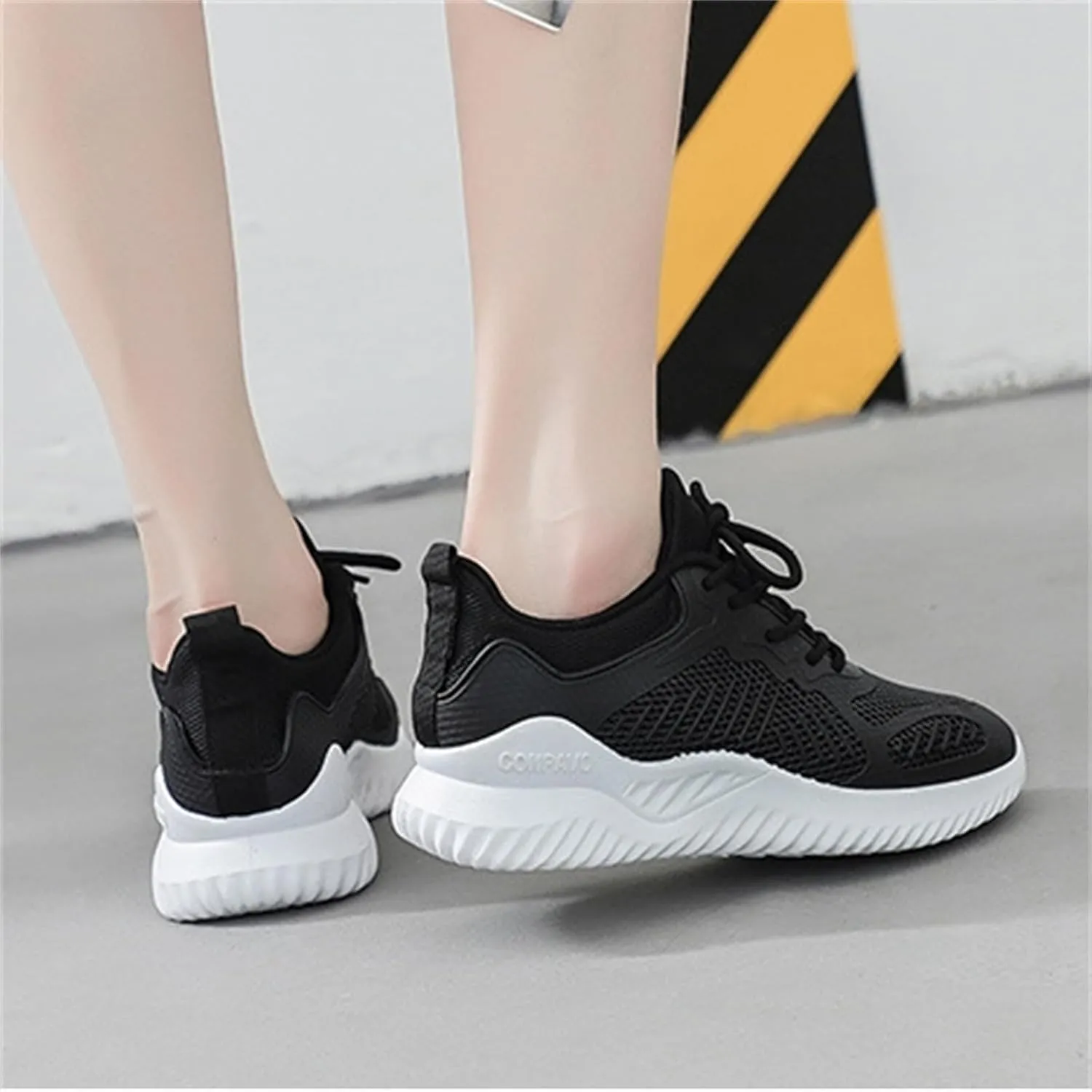 Women Runners Walking Shoes White Tennis Non Slip Running Shoes Lightweight Workout Breathable Cushioning Fashion Sneakers