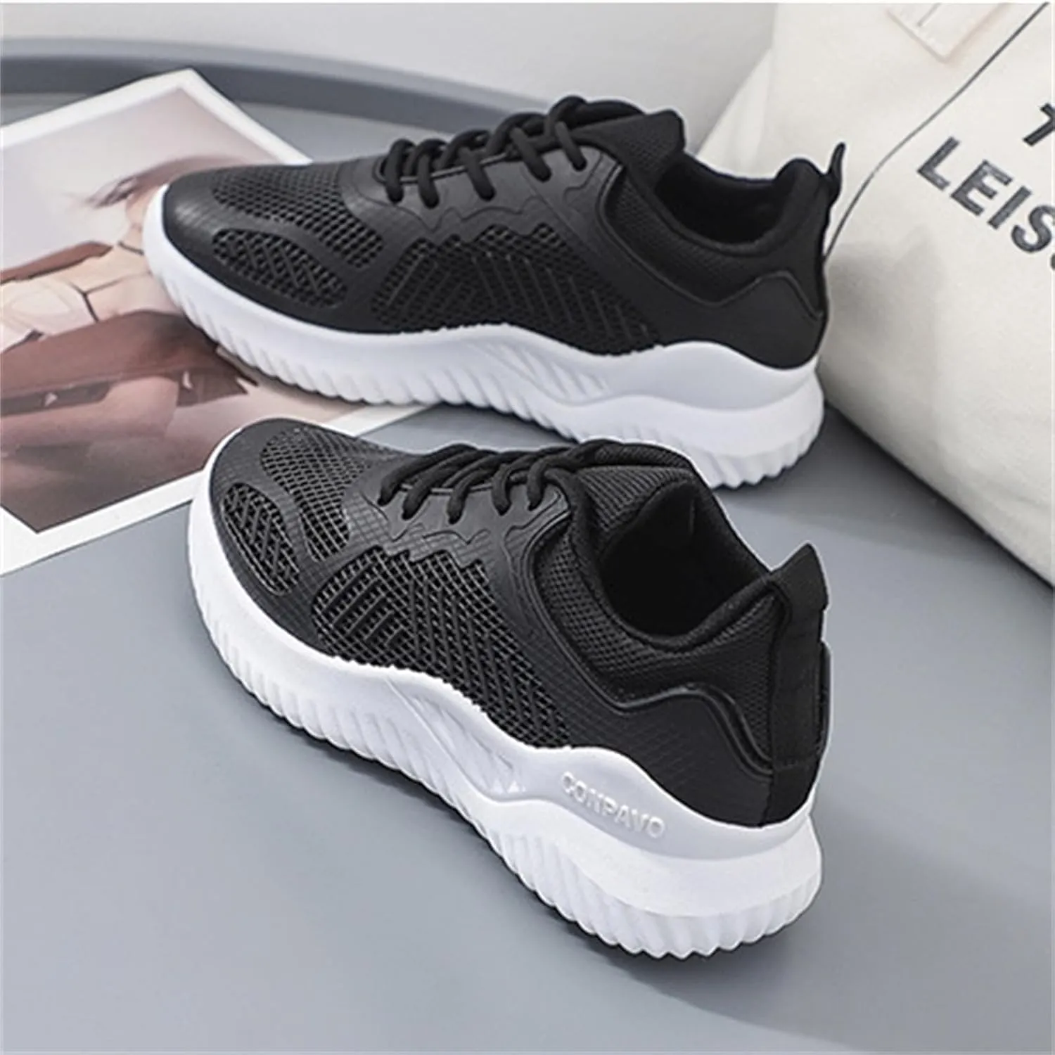 Women Runners Walking Shoes White Tennis Non Slip Running Shoes Lightweight Workout Breathable Cushioning Fashion Sneakers