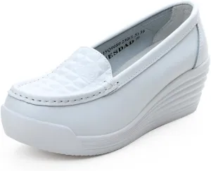 Women's Leather Breathable Wedge Heel Nurse Loafers Comfortable Round Toe Platform Non-Slip Hollow Breathable Slip-On Work Shoes Mother Shoes