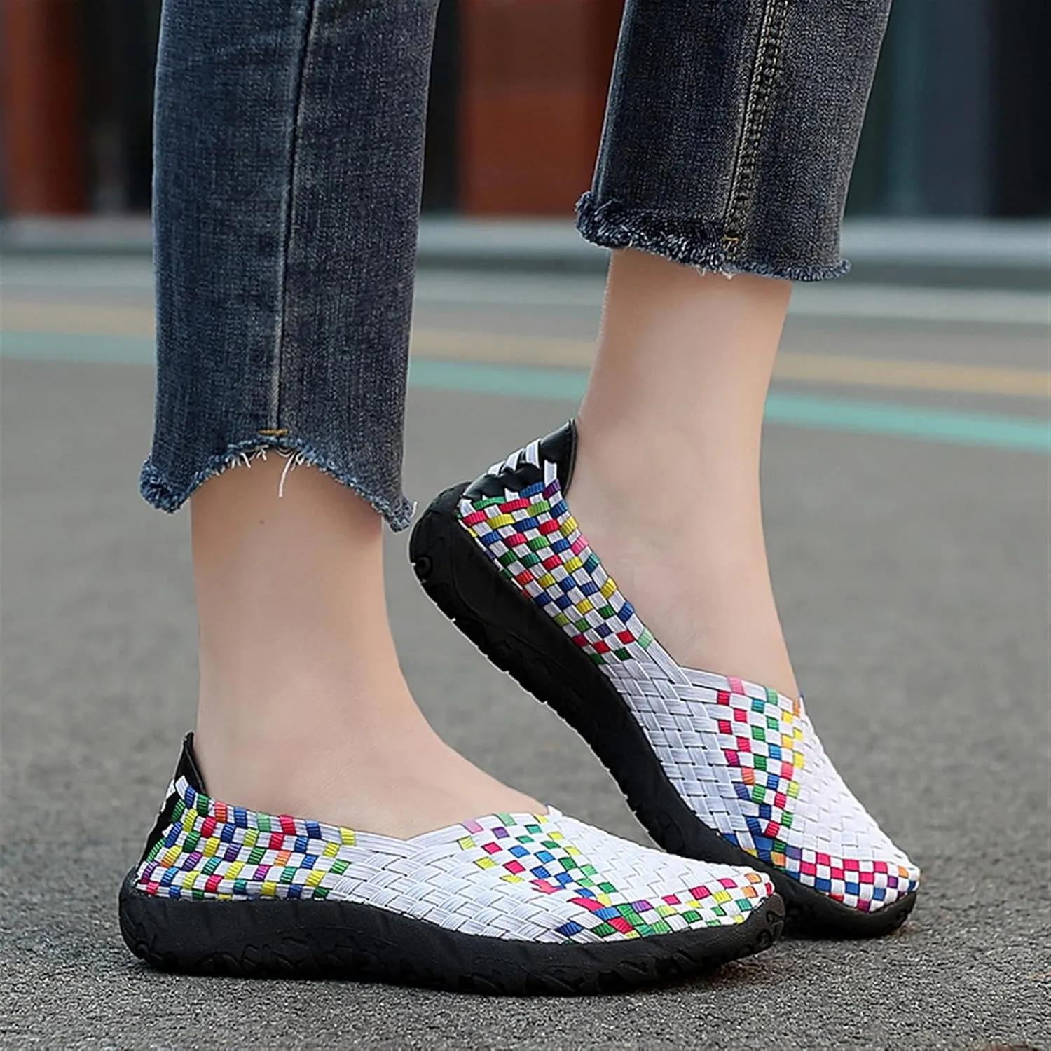 Women's Sidewalk Slip on Flat Elastic Woven Walking Shoes Lightweight Breathable Mesh Walking Sneakers Running Shoes